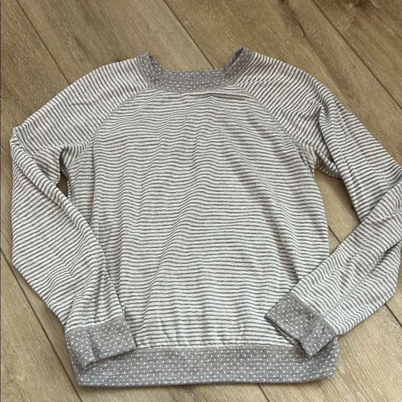 Marine Layer Reversible Raglan - Picture 4 of 4